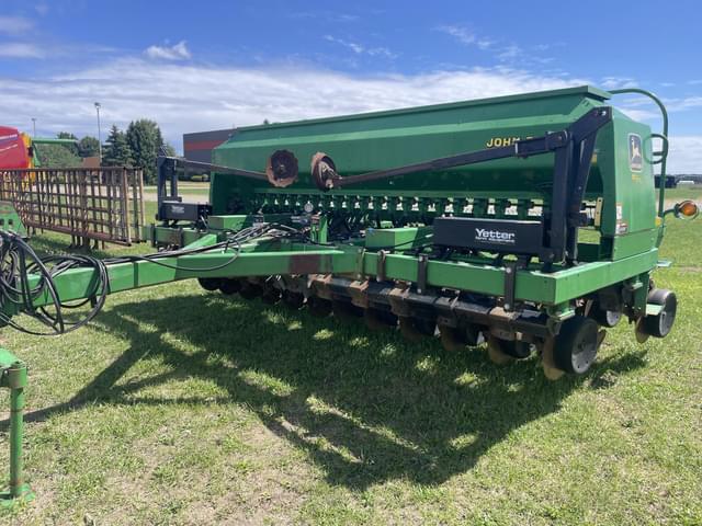 Image of John Deere 1560 equipment image 2