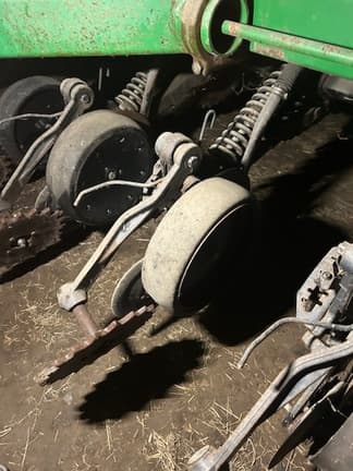 Image of John Deere 1560 equipment image 2