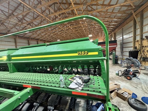 Image of John Deere 1560 equipment image 1