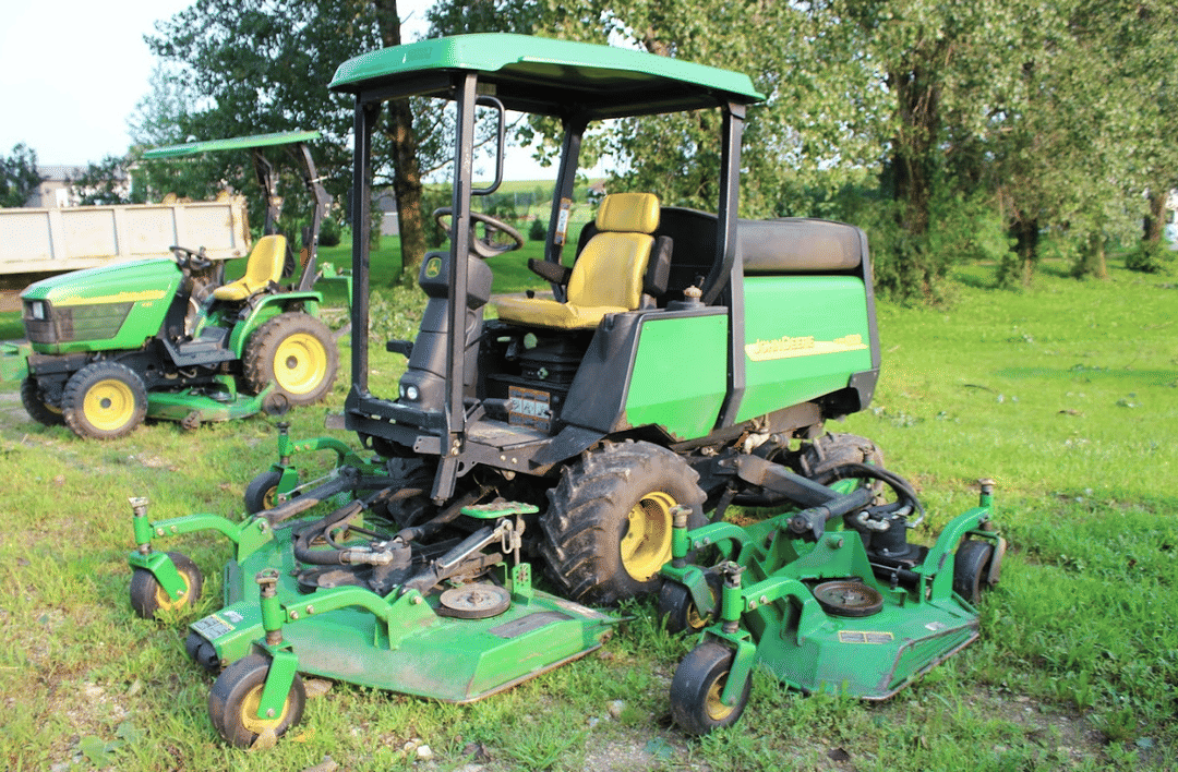 Image of John Deere 1600 Turbo Image 1