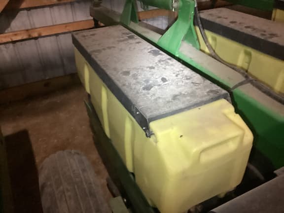 Image of John Deere 1710 equipment image 3