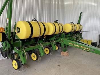 2001 John Deere 1750 Equipment Image0