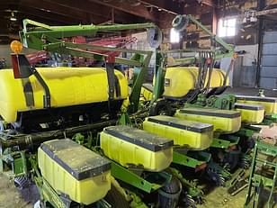 Main image John Deere 1760 3