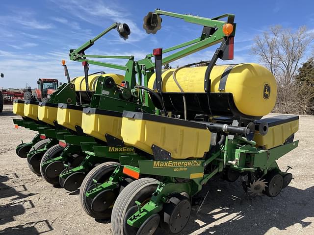 Image of John Deere 1760 equipment image 4