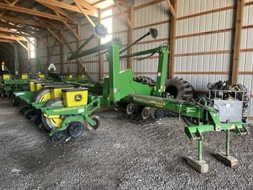 Main image John Deere 1770