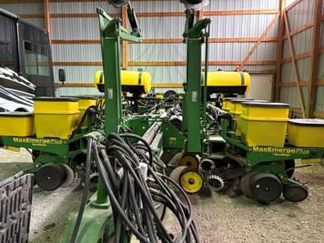 Main image John Deere 1770