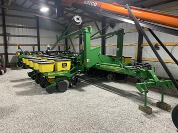 Main image John Deere 1770