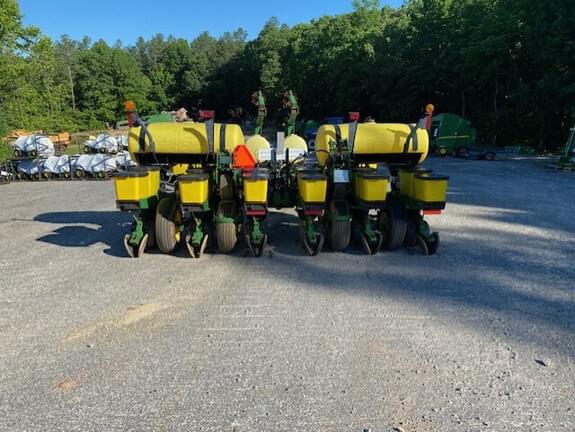 Image of John Deere 1770 equipment image 3