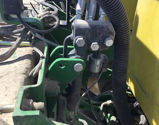 Image of John Deere 1770 equipment image 2