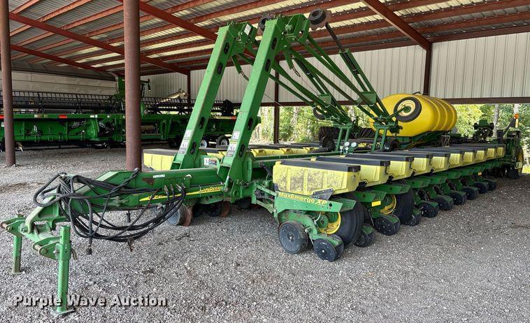 Image of John Deere 1770 Primary image