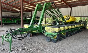 Main image John Deere 1770