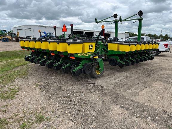 Image of John Deere 1780 equipment image 4