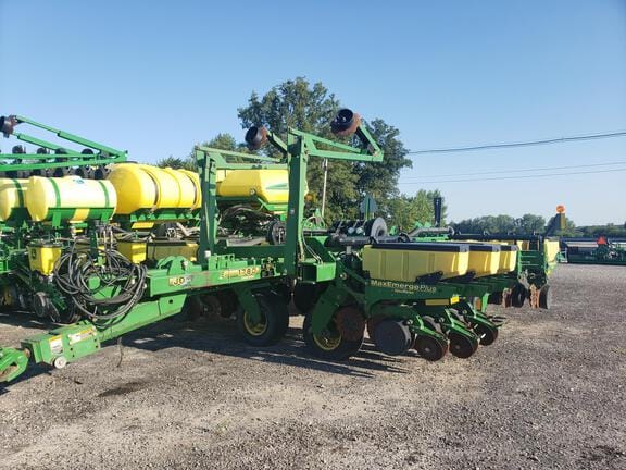 Main image John Deere 1780