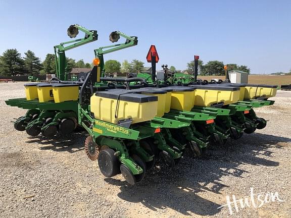 Image of John Deere 1780 equipment image 2