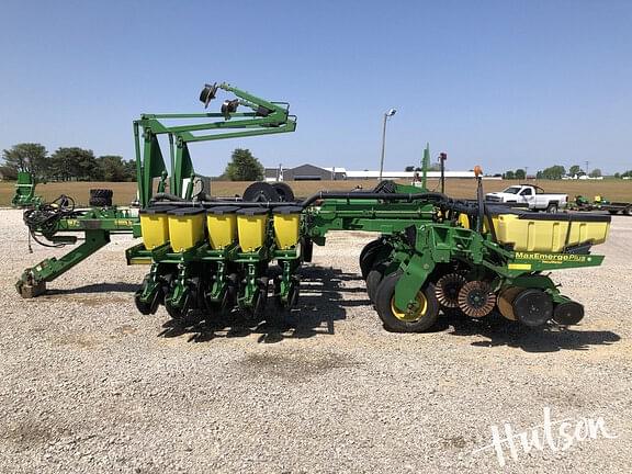 Image of John Deere 1780 equipment image 1