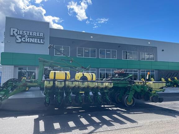 Image of John Deere 1780 equipment image 3