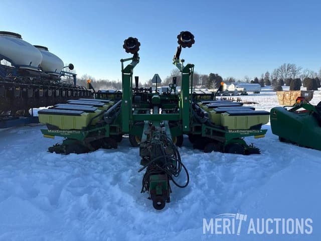 Image of John Deere 1780 equipment image 1