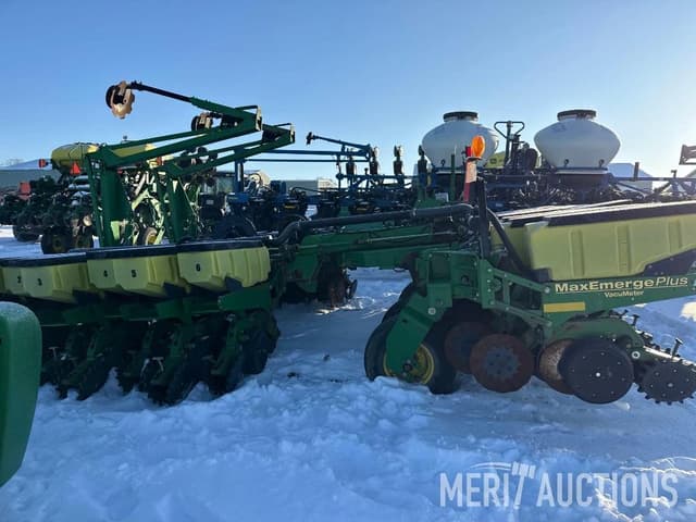 Image of John Deere 1780 equipment image 3