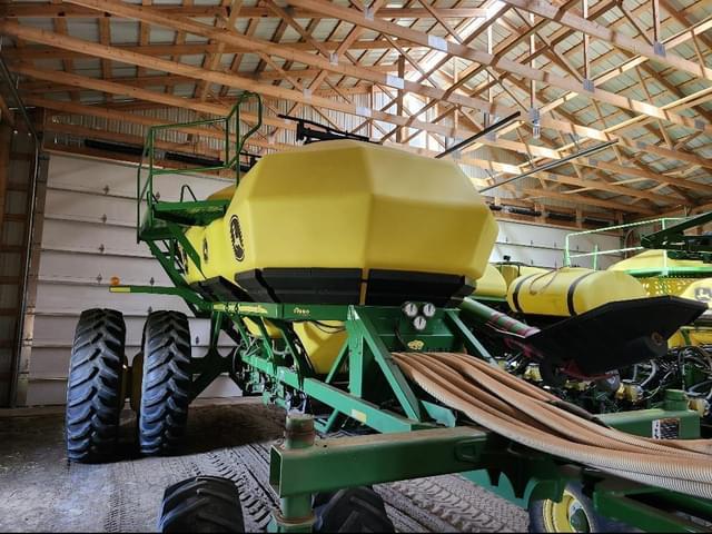 Image of John Deere 1860 equipment image 2