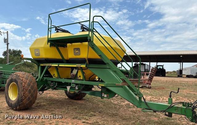 Image of John Deere 1860 equipment image 4