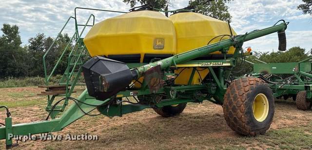 Image of John Deere 1860 equipment image 1
