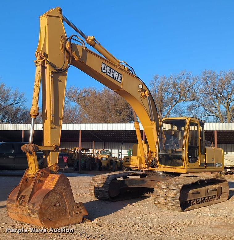 Image of John Deere 200LC Primary image