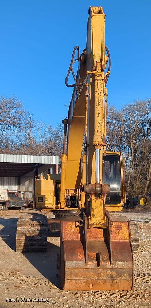 Image of John Deere 200LC equipment image 1