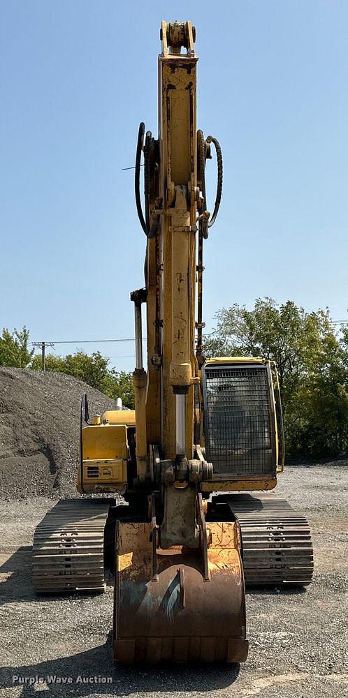 Image of John Deere 200LC equipment image 1