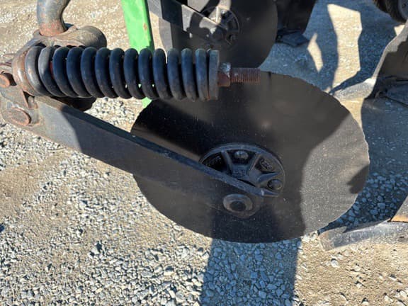 Image of John Deere 2100 equipment image 4