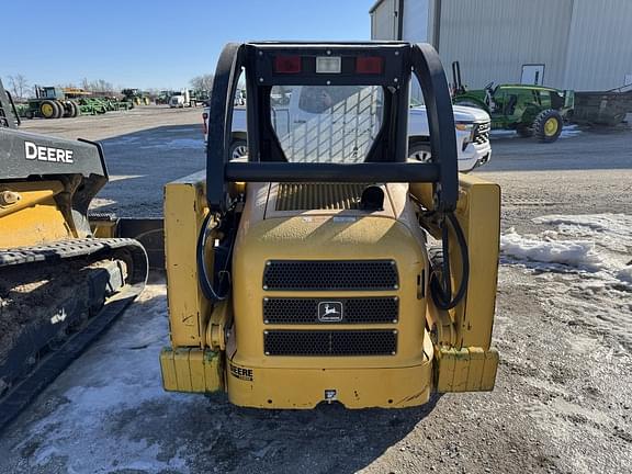 Image of John Deere 240 equipment image 4