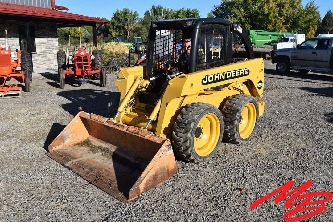 Image of John Deere 250 Primary image