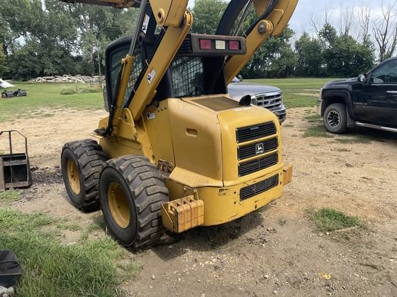 Image of John Deere 260 equipment image 1