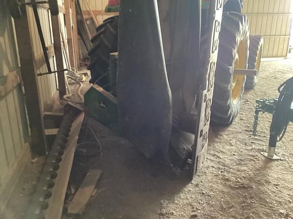 Image of John Deere 265 equipment image 1