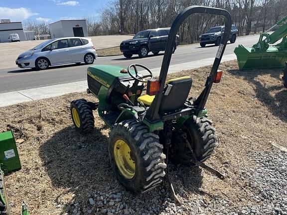 Image of John Deere 3032E equipment image 4