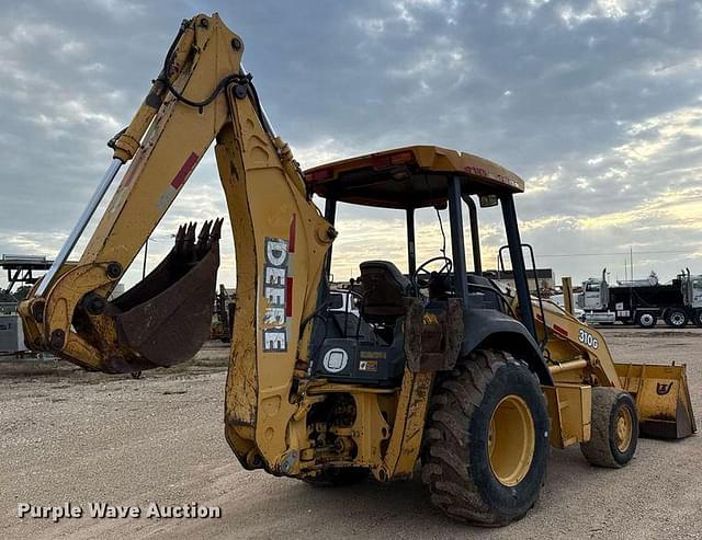 Image of John Deere 310G equipment image 4