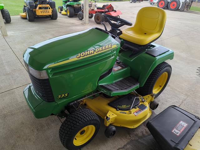 Image of John Deere 325 equipment image 2