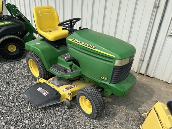 Image of John Deere 325 Primary image