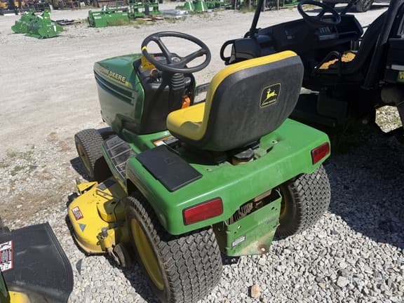 Image of John Deere 345 equipment image 2