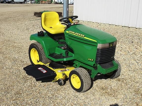 Image of John Deere 345 equipment image 3