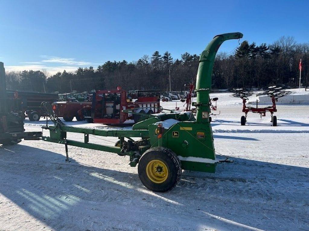 Image of John Deere 3970 Image 1