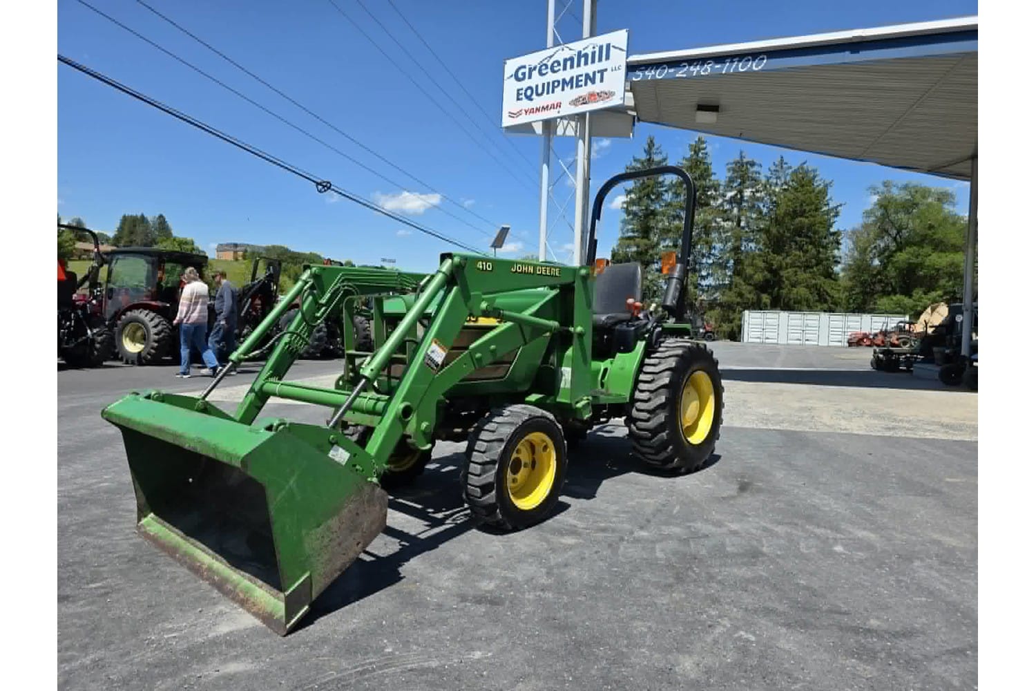 2001 John Deere 4100 Equipment Image0