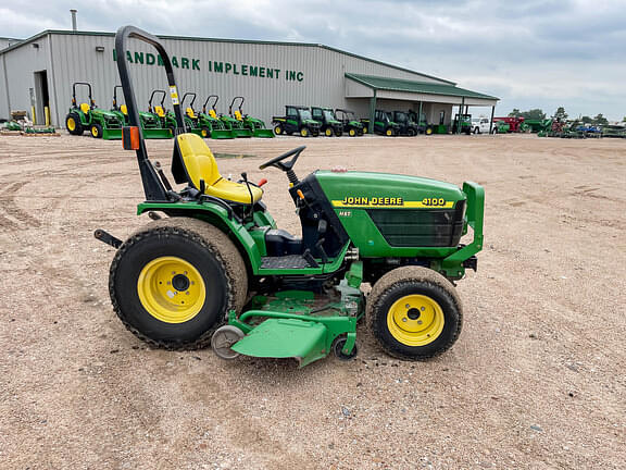 Image of John Deere 4100 equipment image 3