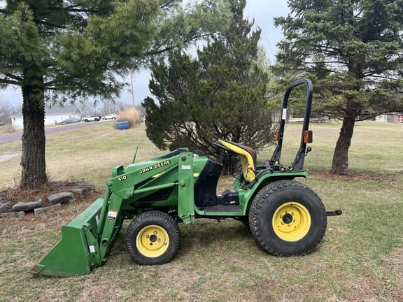 Image of John Deere 4100 equipment image 1