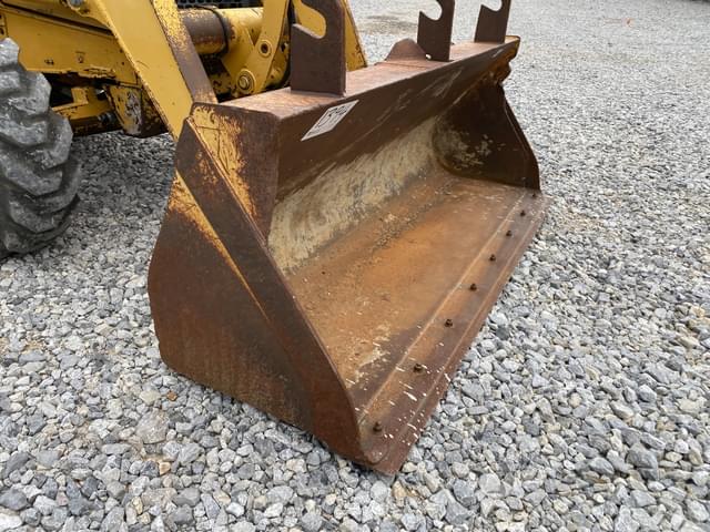 Image of John Deere 410G equipment image 4