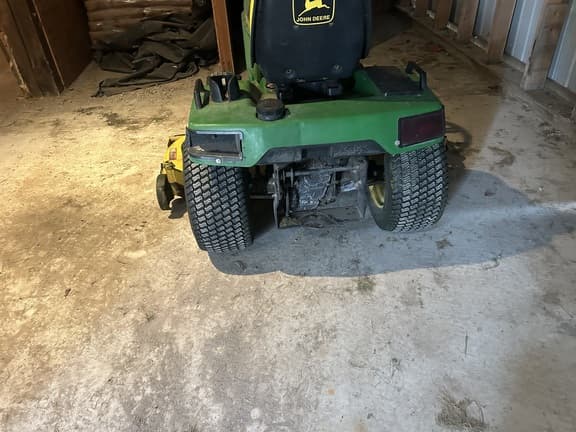 Image of John Deere 425 equipment image 3