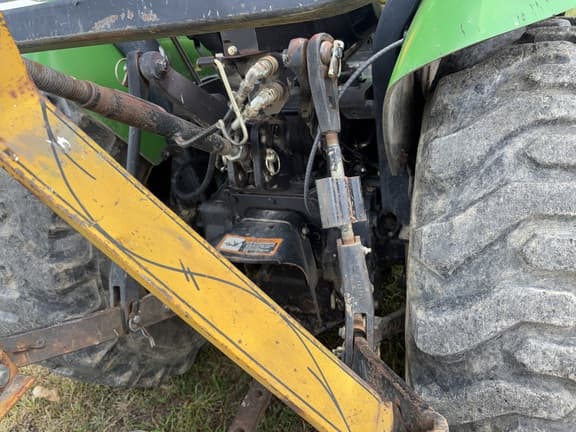 Image of John Deere 4300 equipment image 4