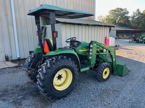 Image of John Deere 4400 equipment image 3