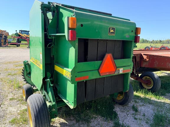 Image of John Deere 447 equipment image 2