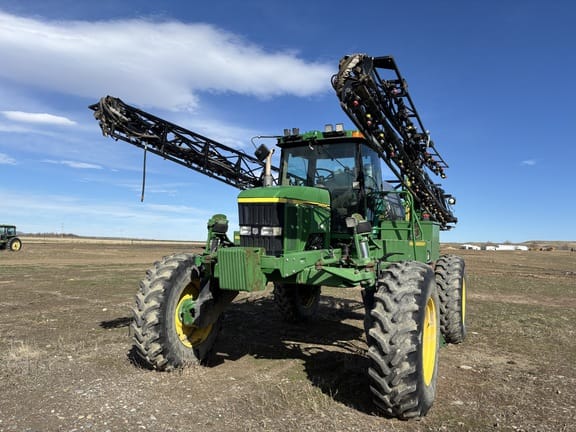 2001 John Deere 4710 Equipment Image0
