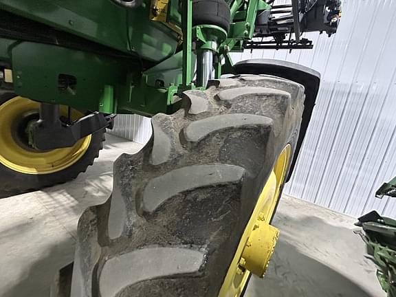 Image of John Deere 4710 equipment image 3